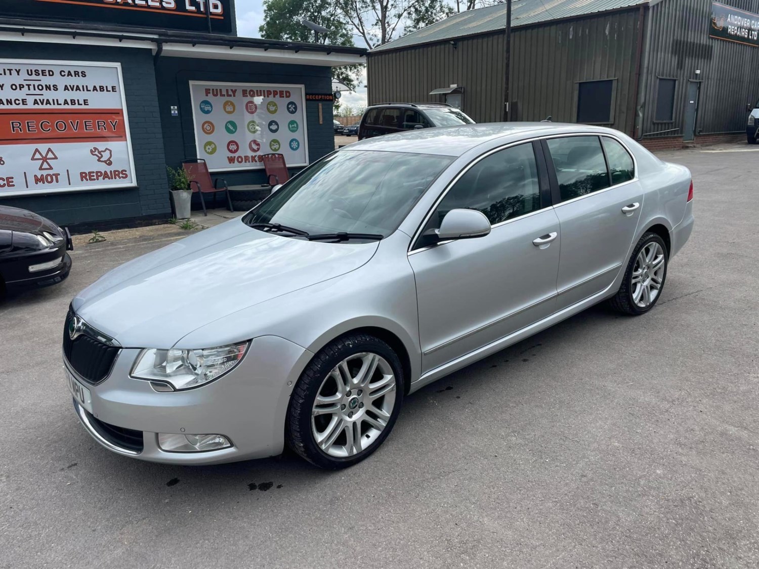 Skoda Superb Listing Image