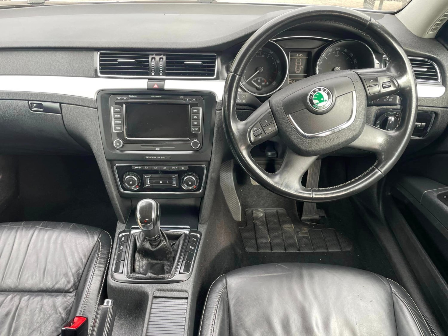 Skoda Superb Listing Image