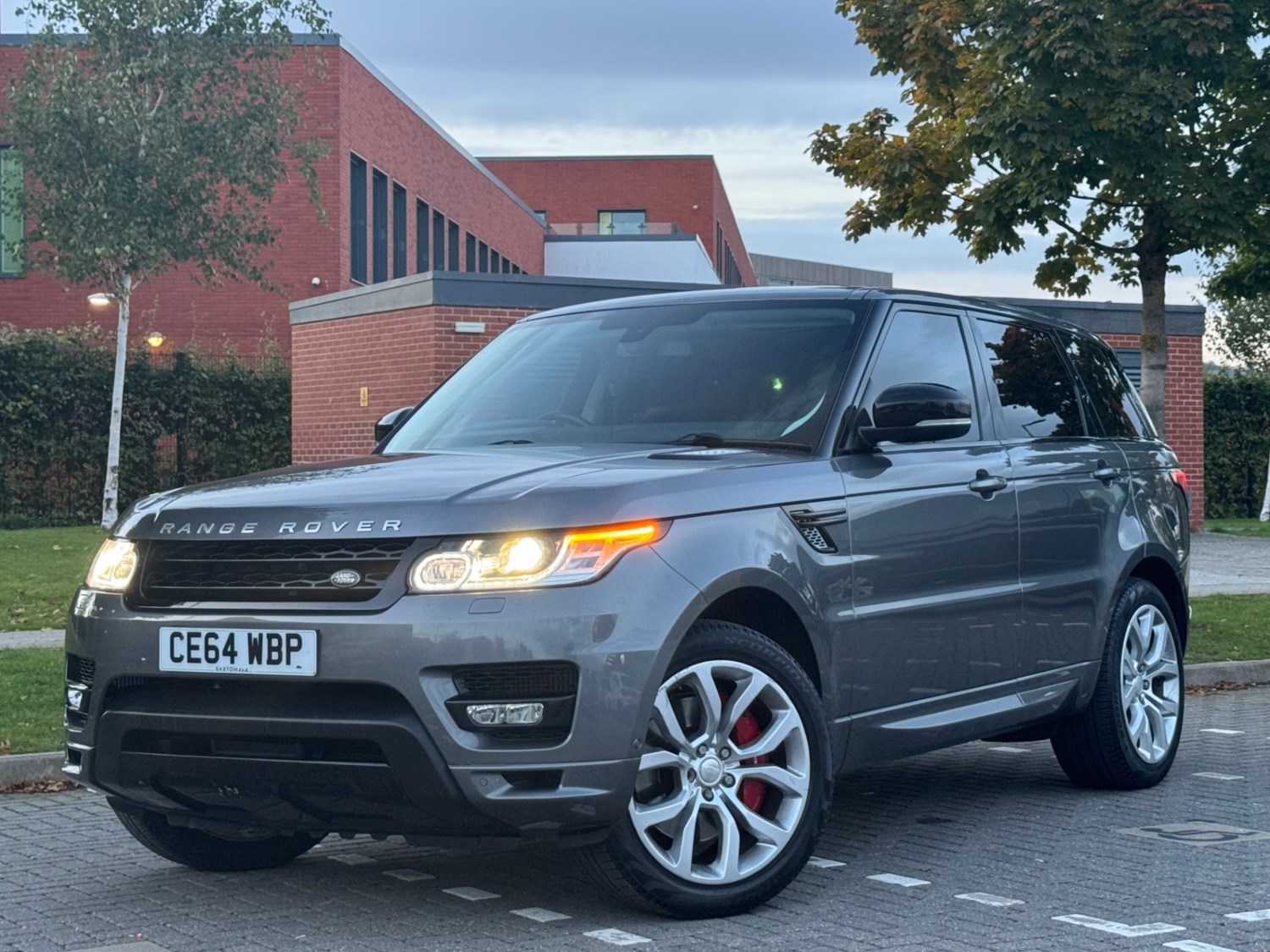 Land Rover Range Rover Sport Listing Image