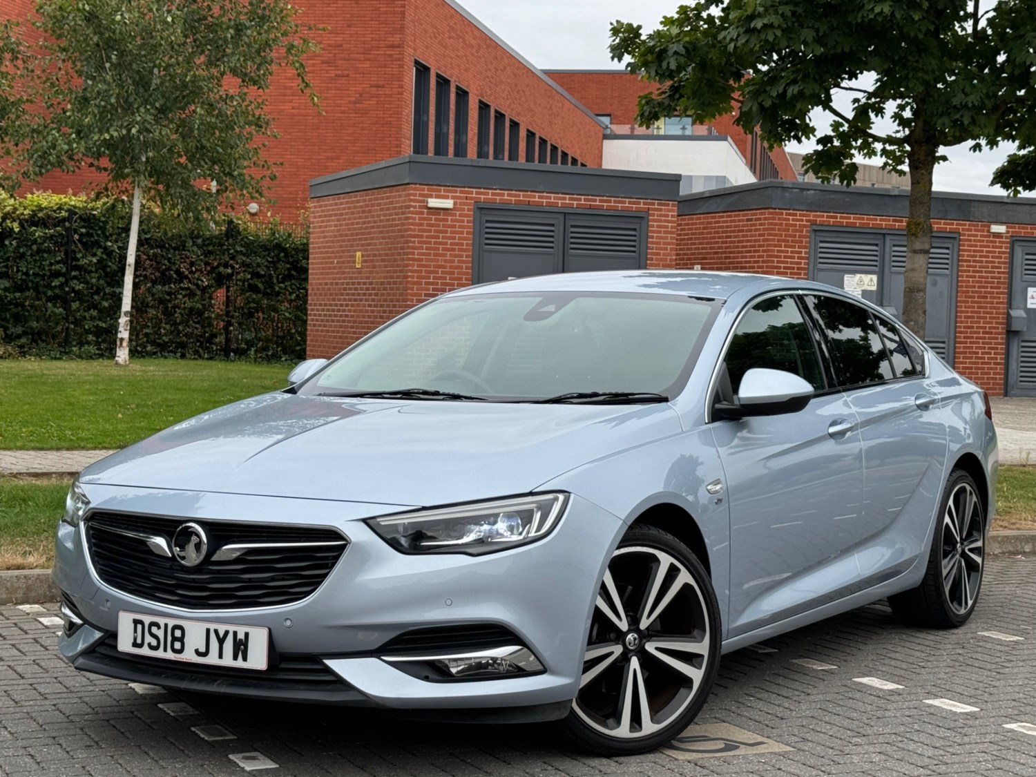 Vauxhall Insignia Listing Image