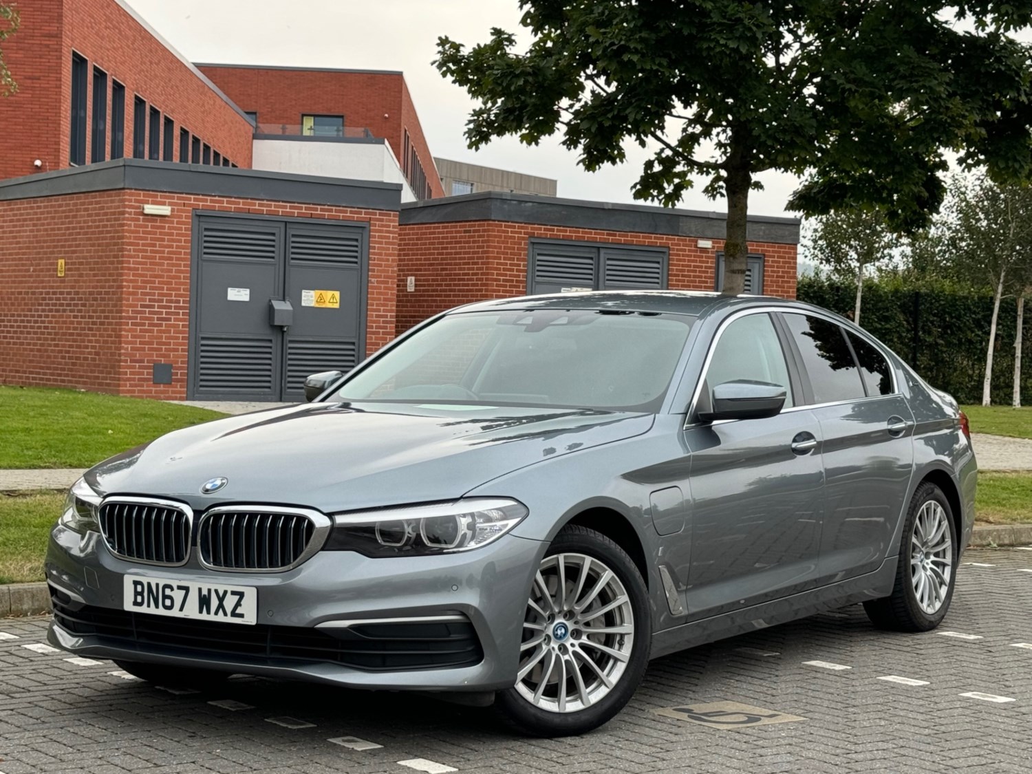 BMW 5 Series Listing Image