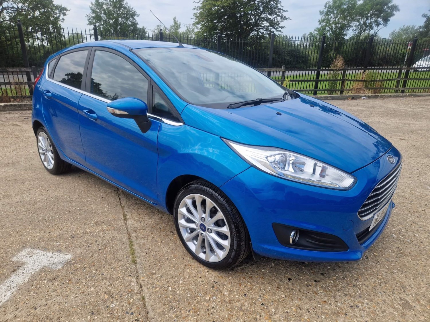 Ford Fiesta Listing Image