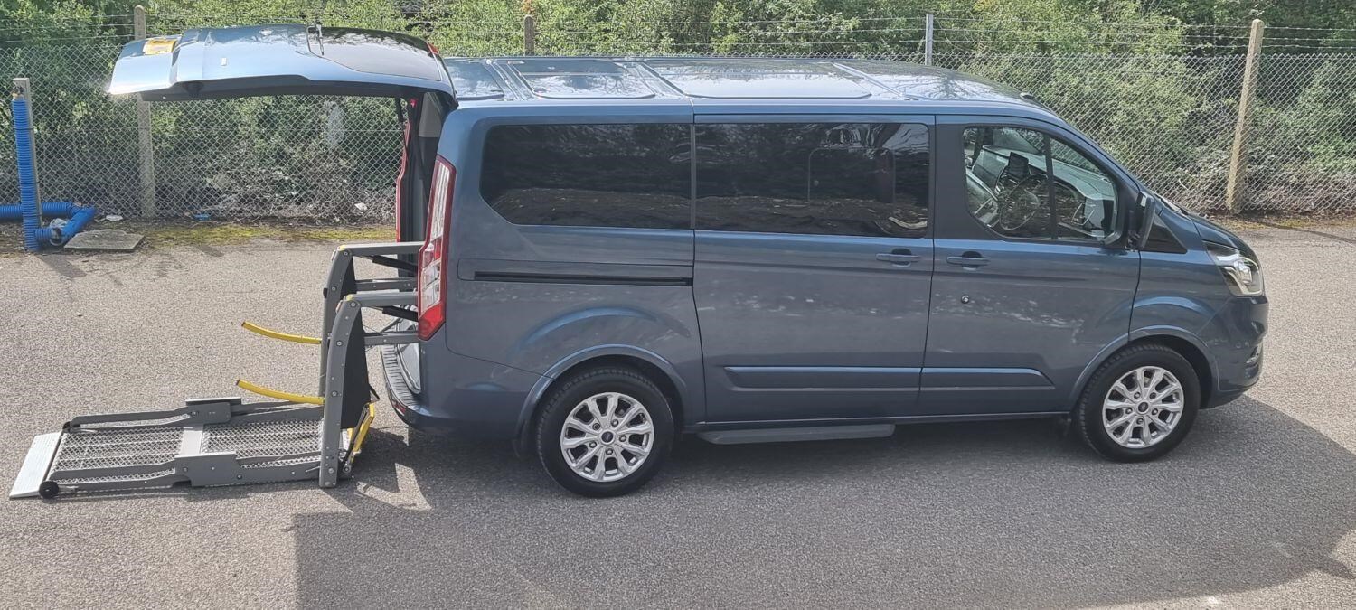 Ford Tourneo Custom Listing Image