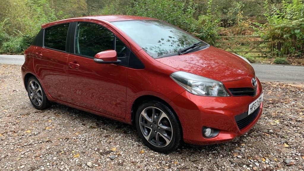 Toyota Yaris Listing Image