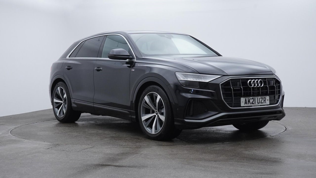 Audi Q8 Listing Image