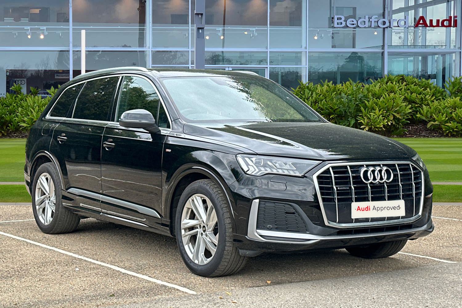 Audi Q7 Listing Image