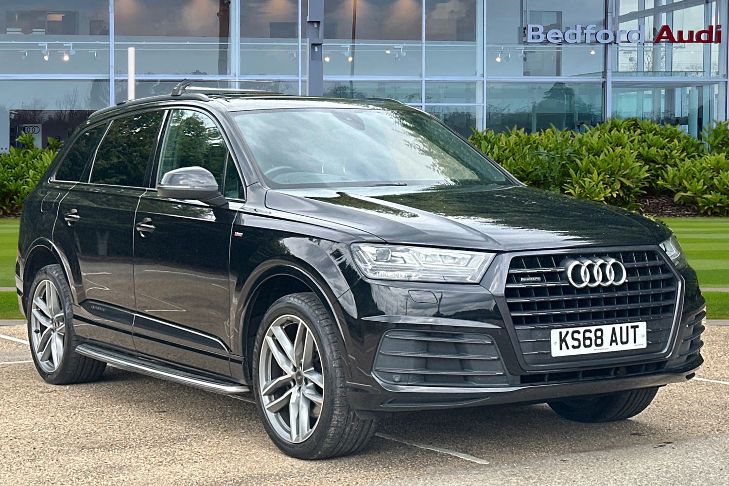 Audi Q7 Listing Image