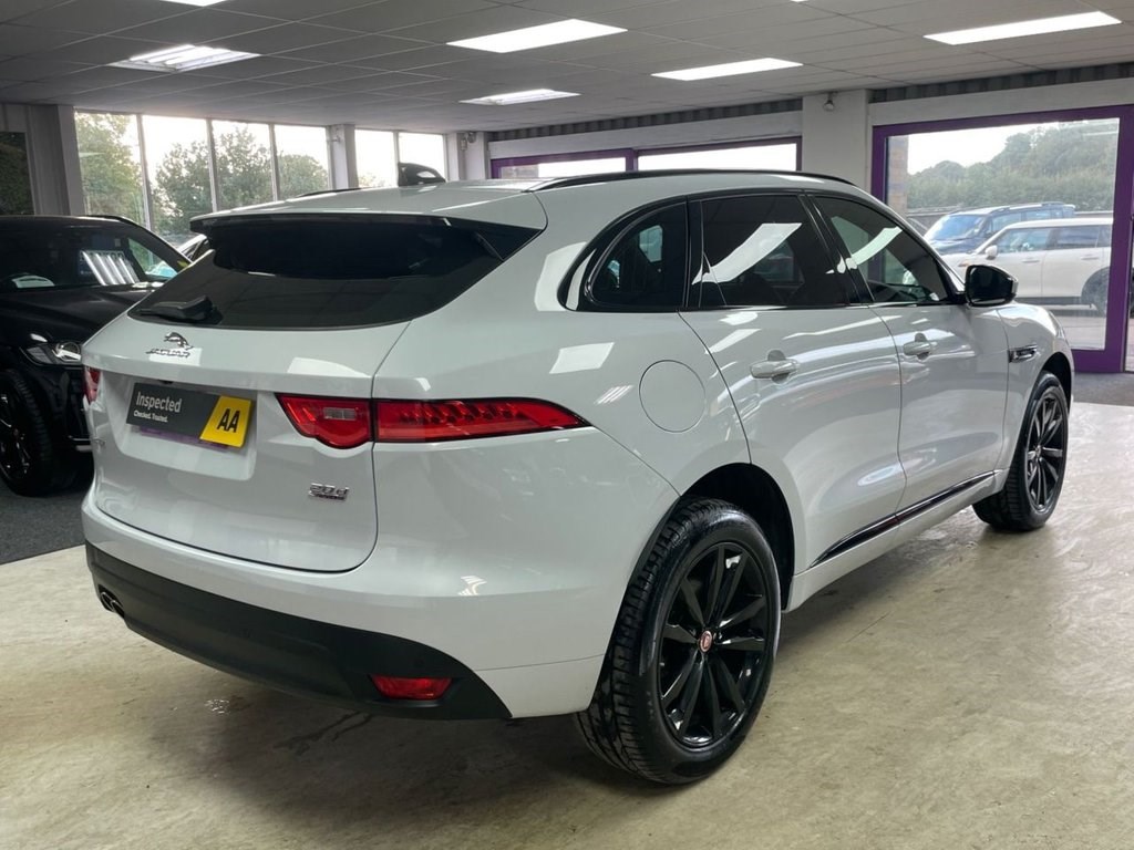 Jaguar F-PACE Listing Image