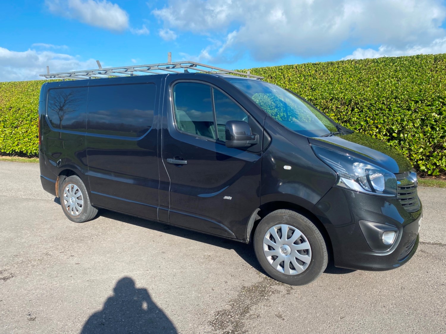 Vauxhall Vivaro Listing Image