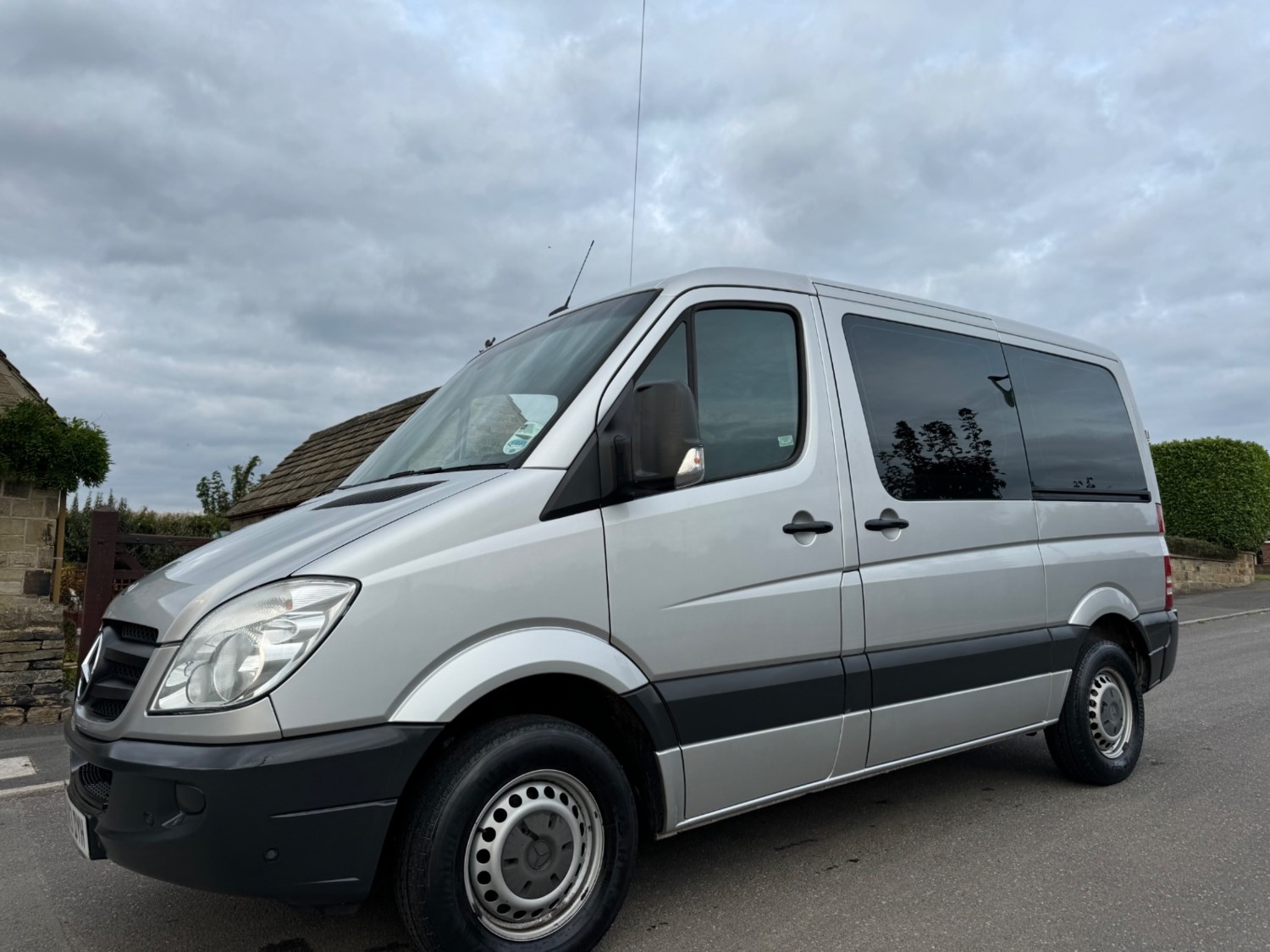 Mercedes-Benz Sprinter Listing Image