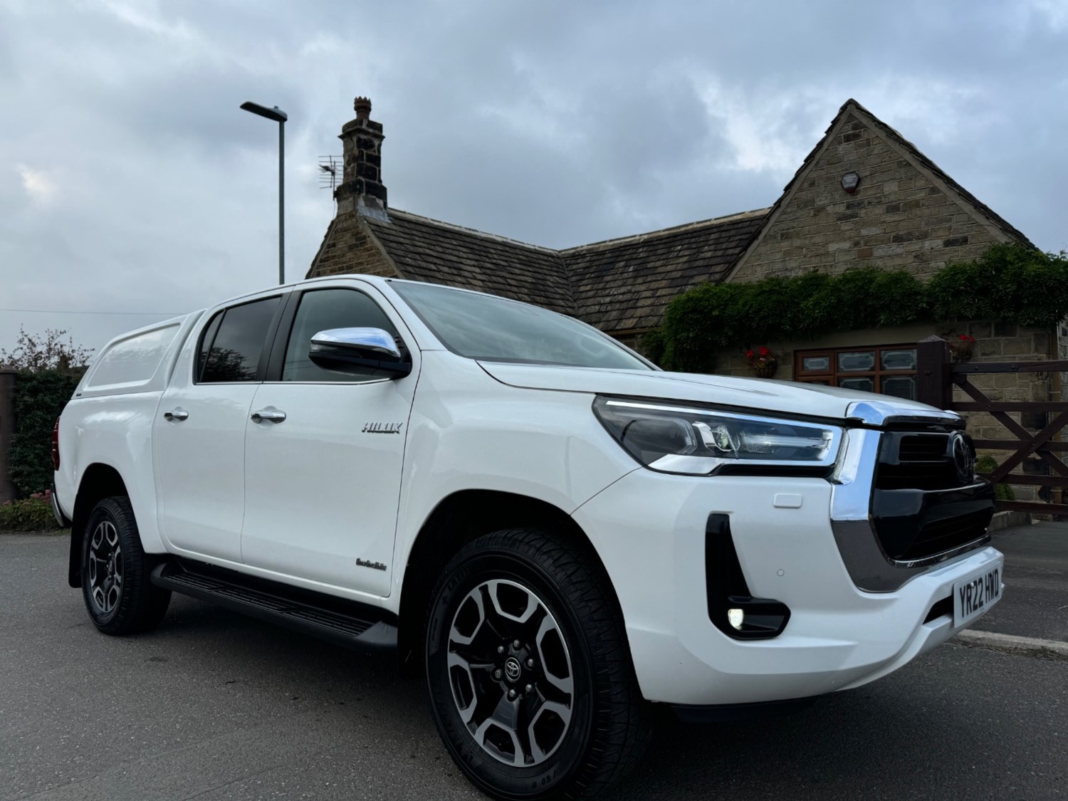 Toyota Hilux Listing Image