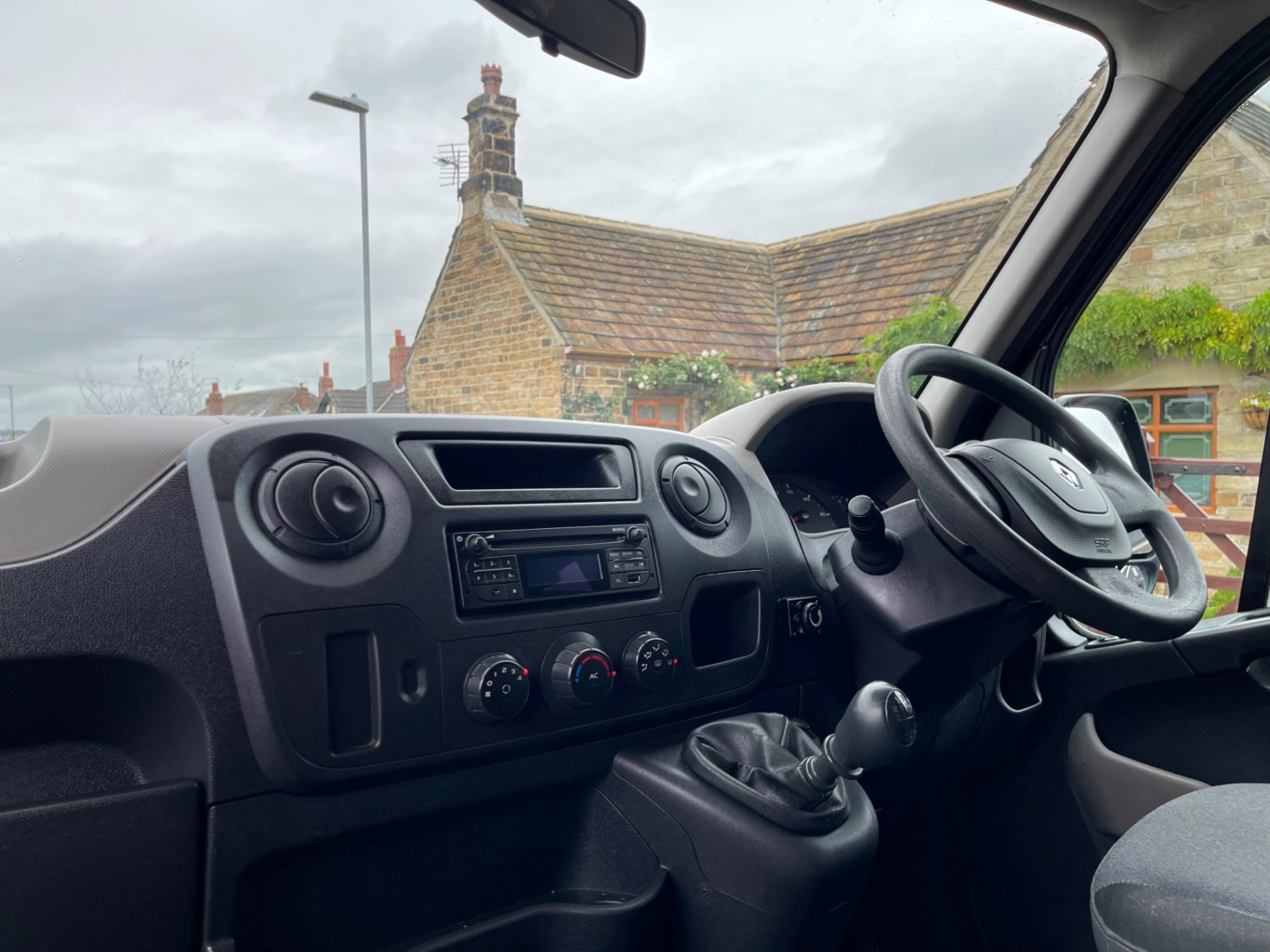 Renault Master Listing Image