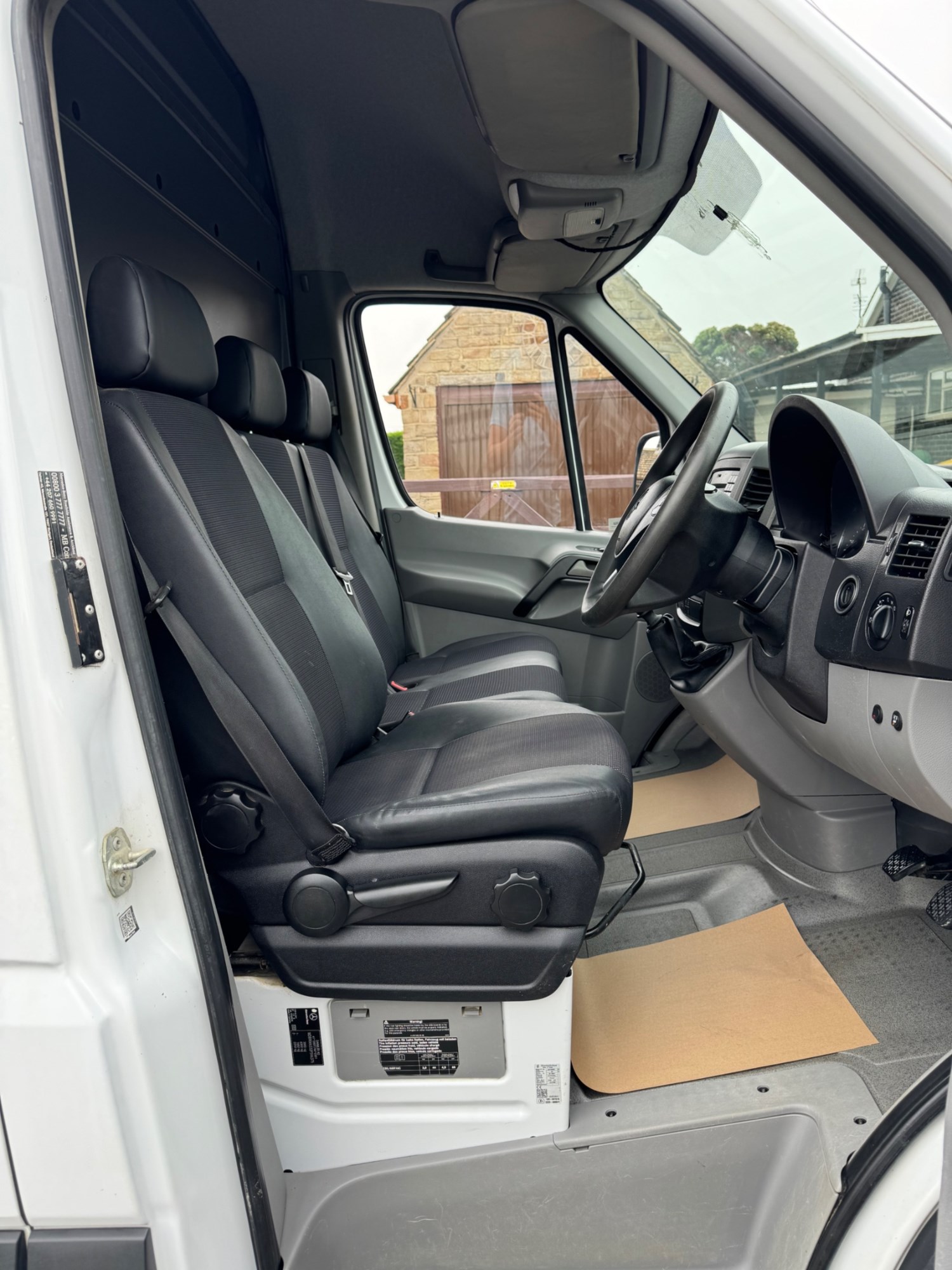 Mercedes-Benz Sprinter Listing Image