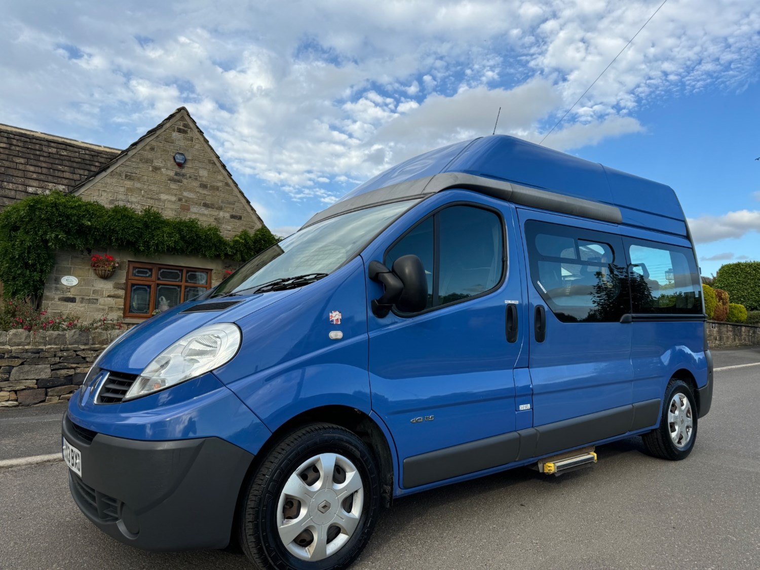 Renault Trafic Listing Image