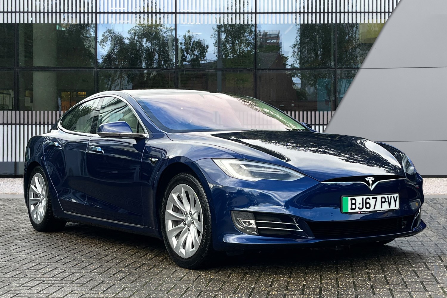 Tesla Model S Listing Image