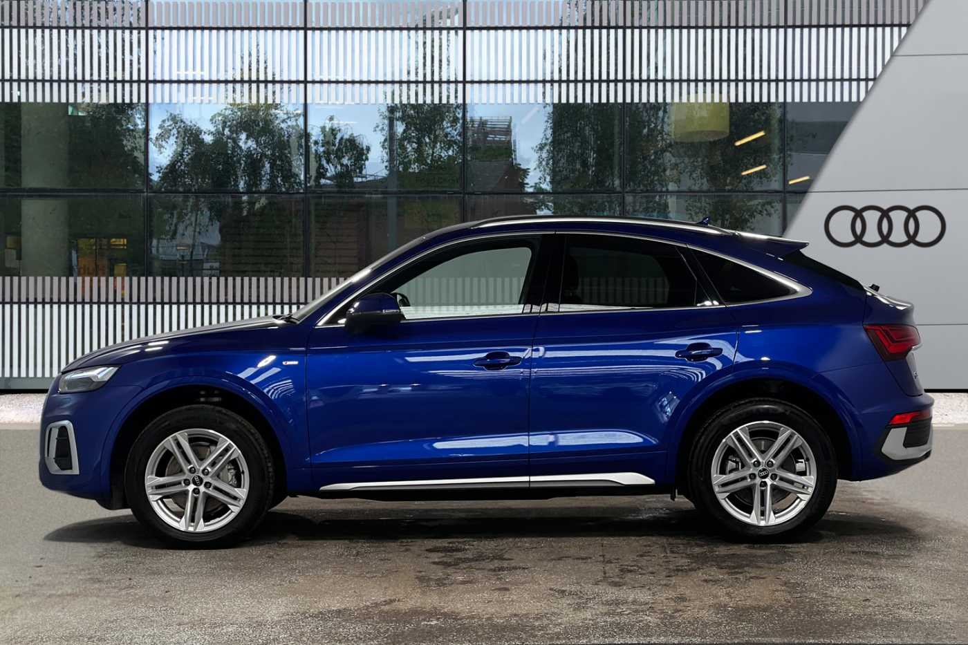 Audi Q5 Listing Image