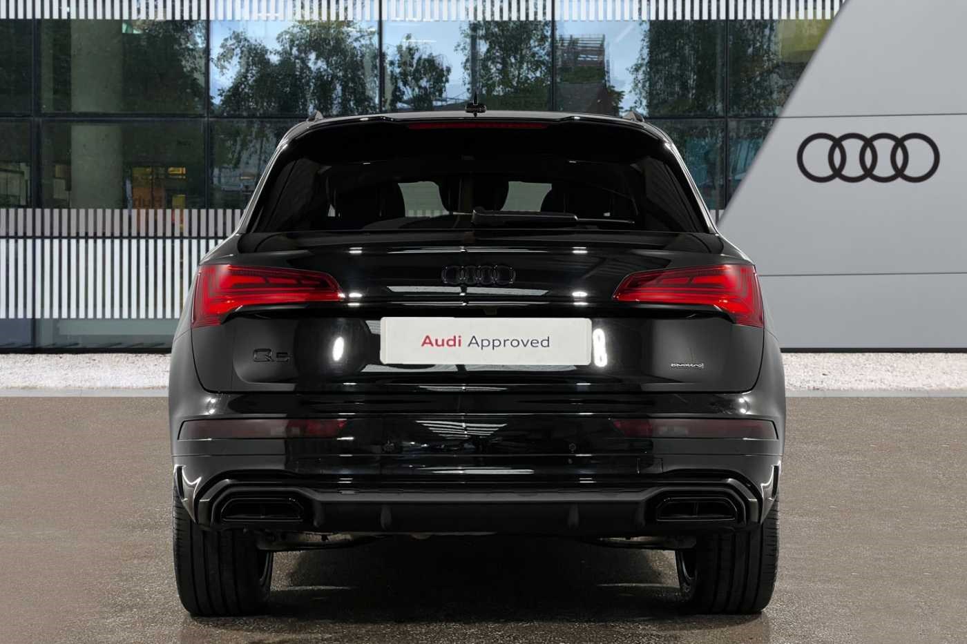 Audi Q5 Listing Image