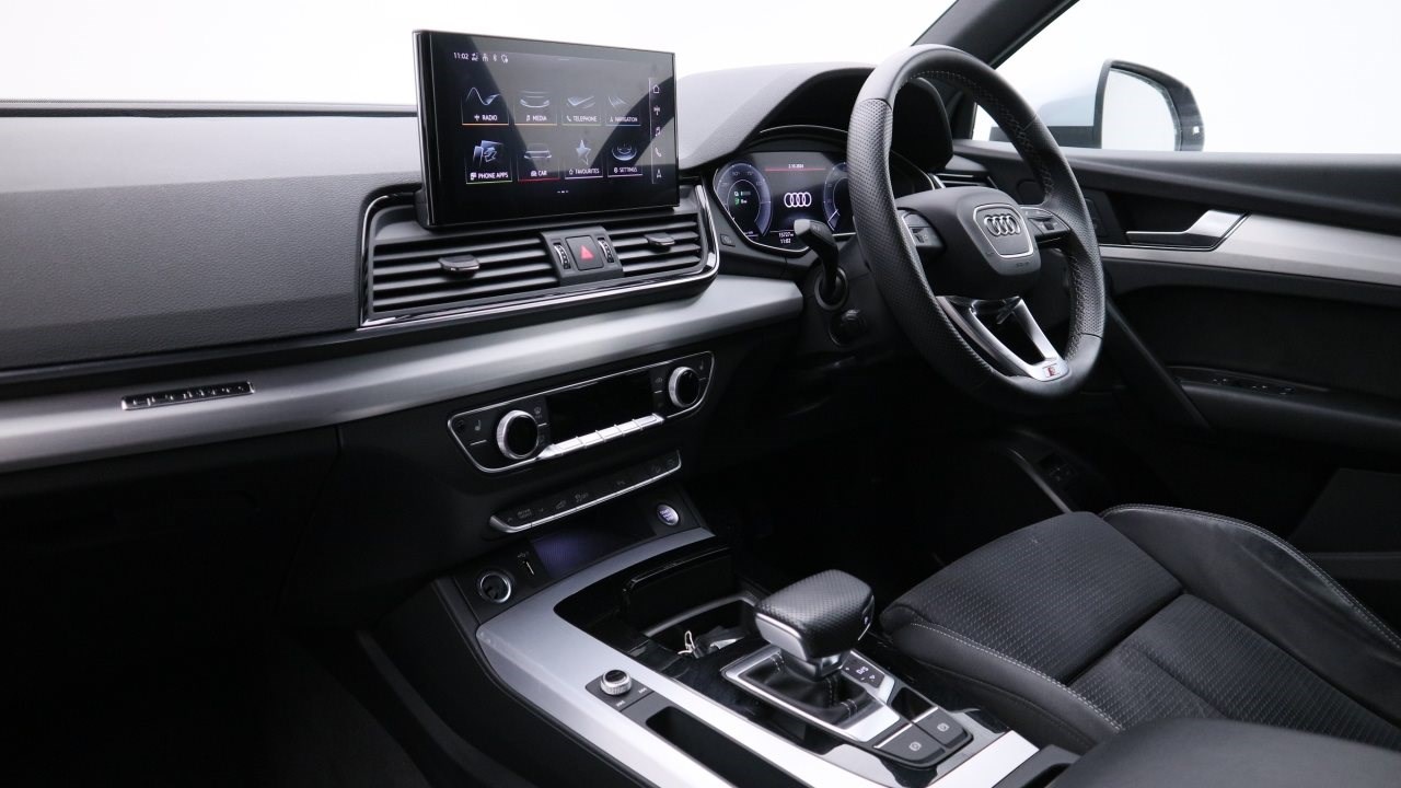 Audi Q5 Listing Image