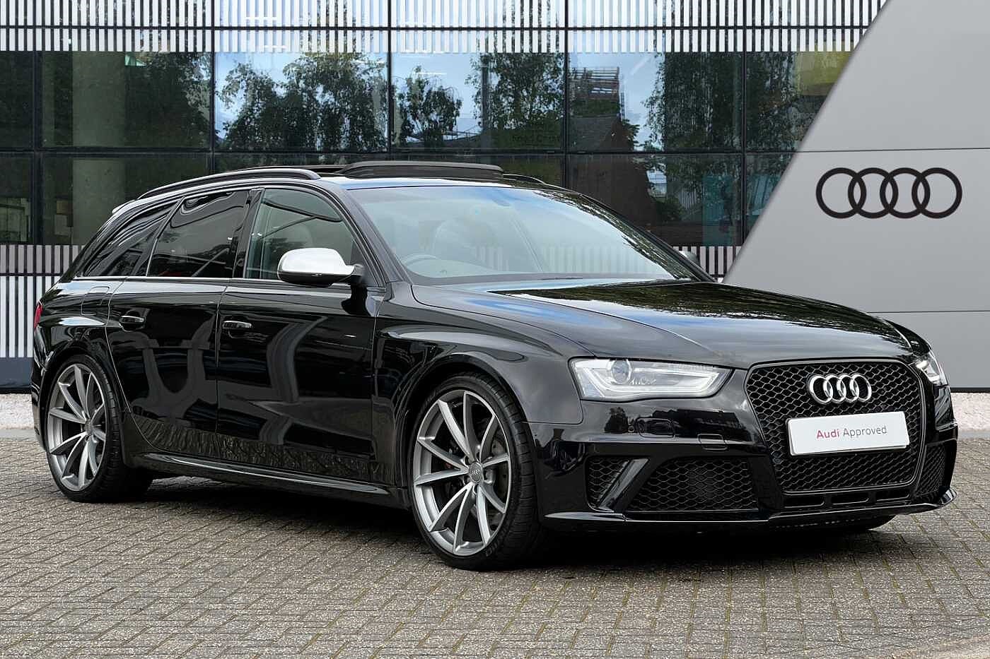 Audi RS4 Listing Image