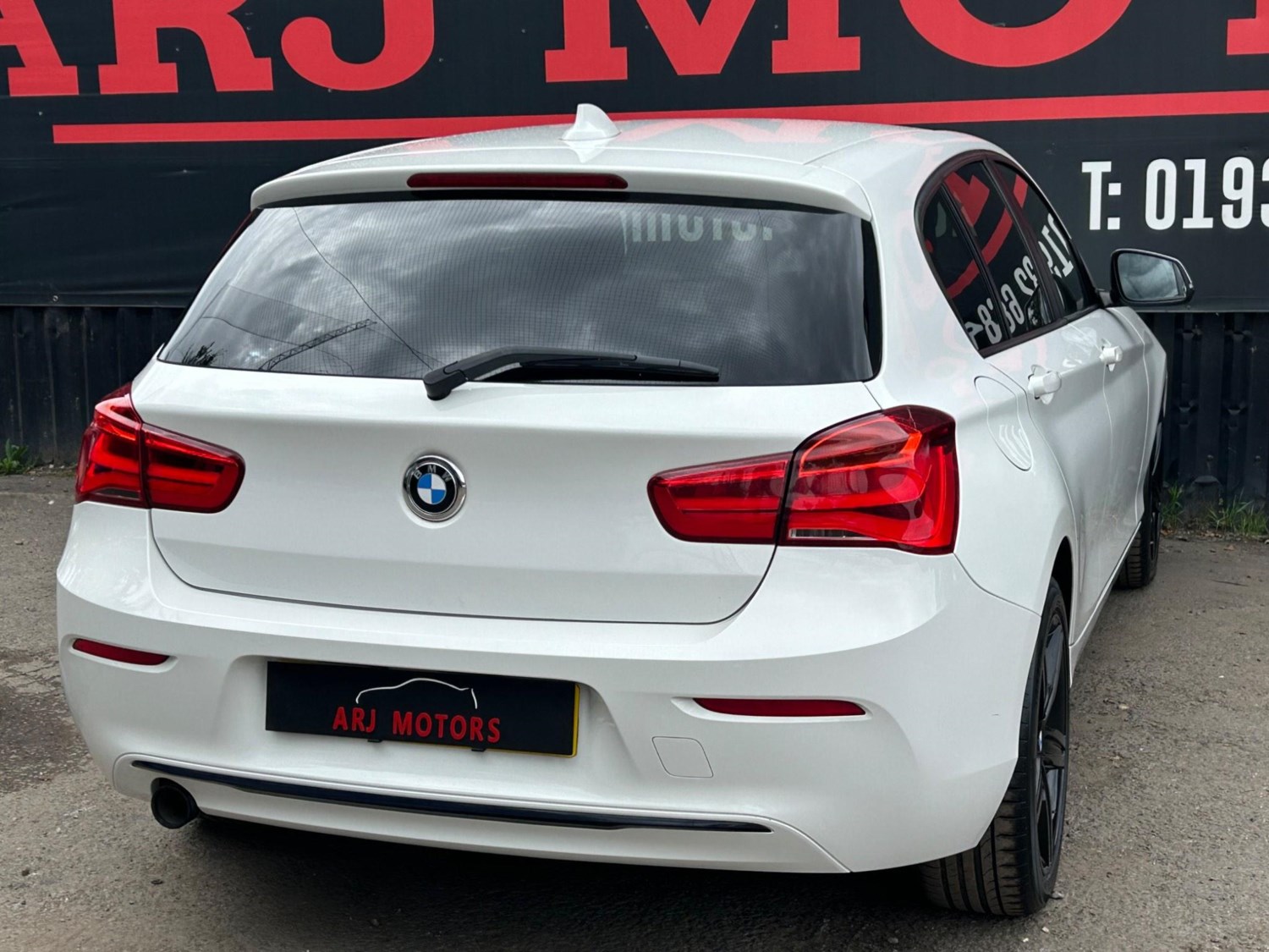 BMW 1 Series Listing Image