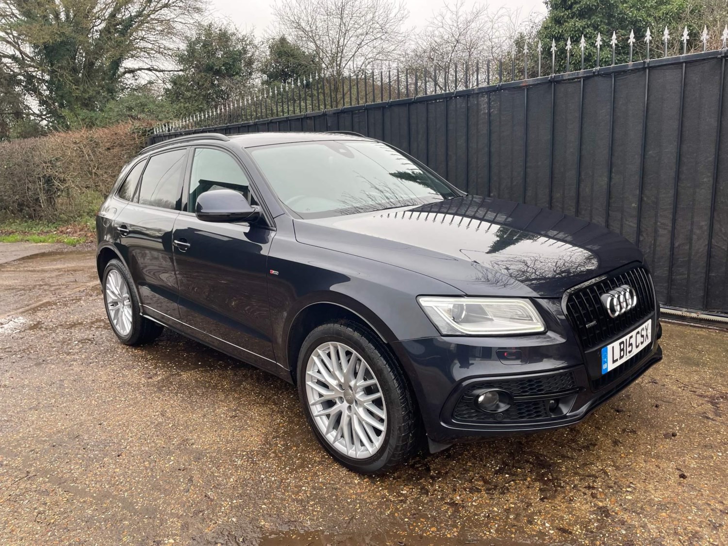 Audi Q5 Listing Image