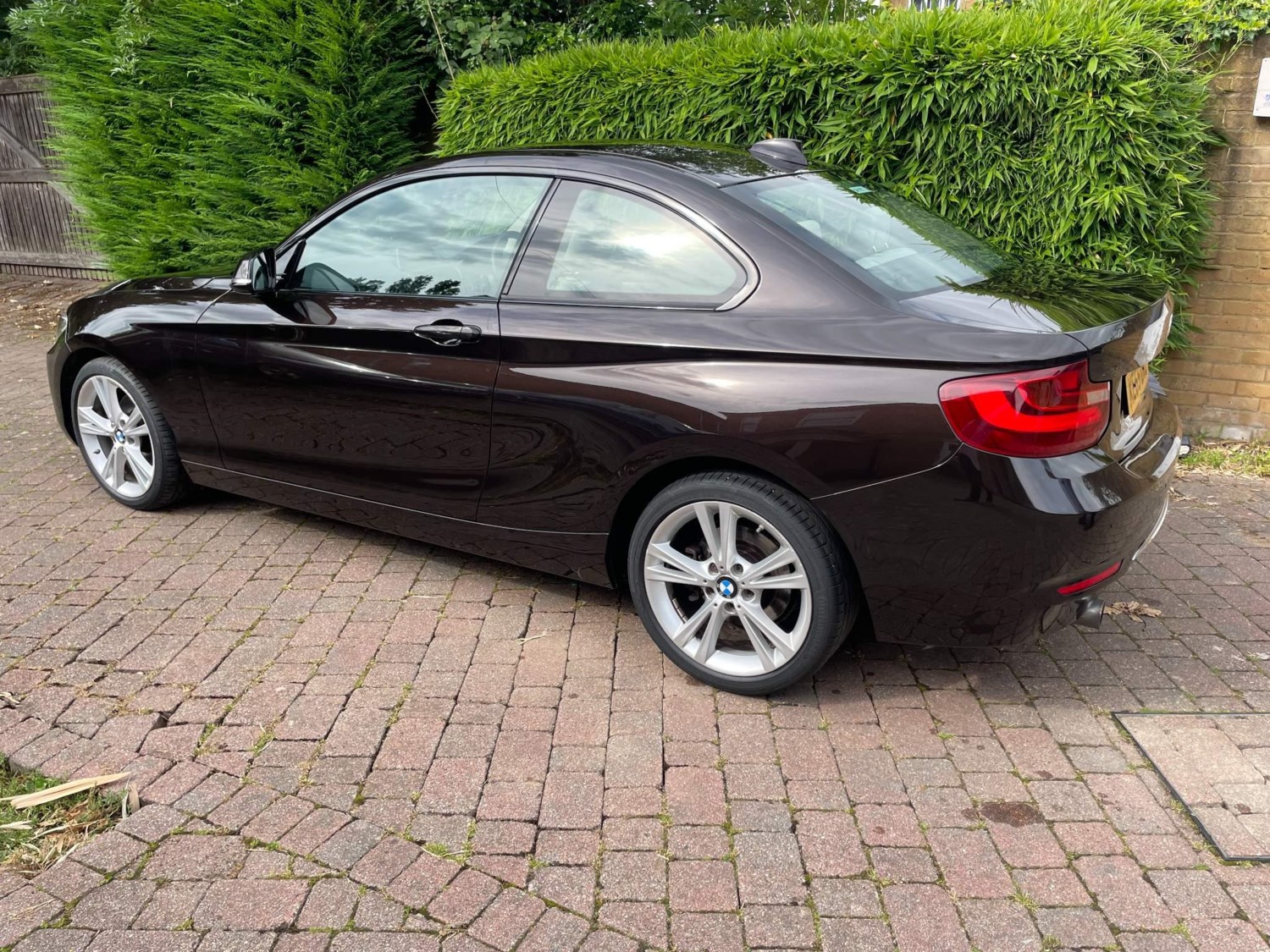 BMW 2 Series Listing Image