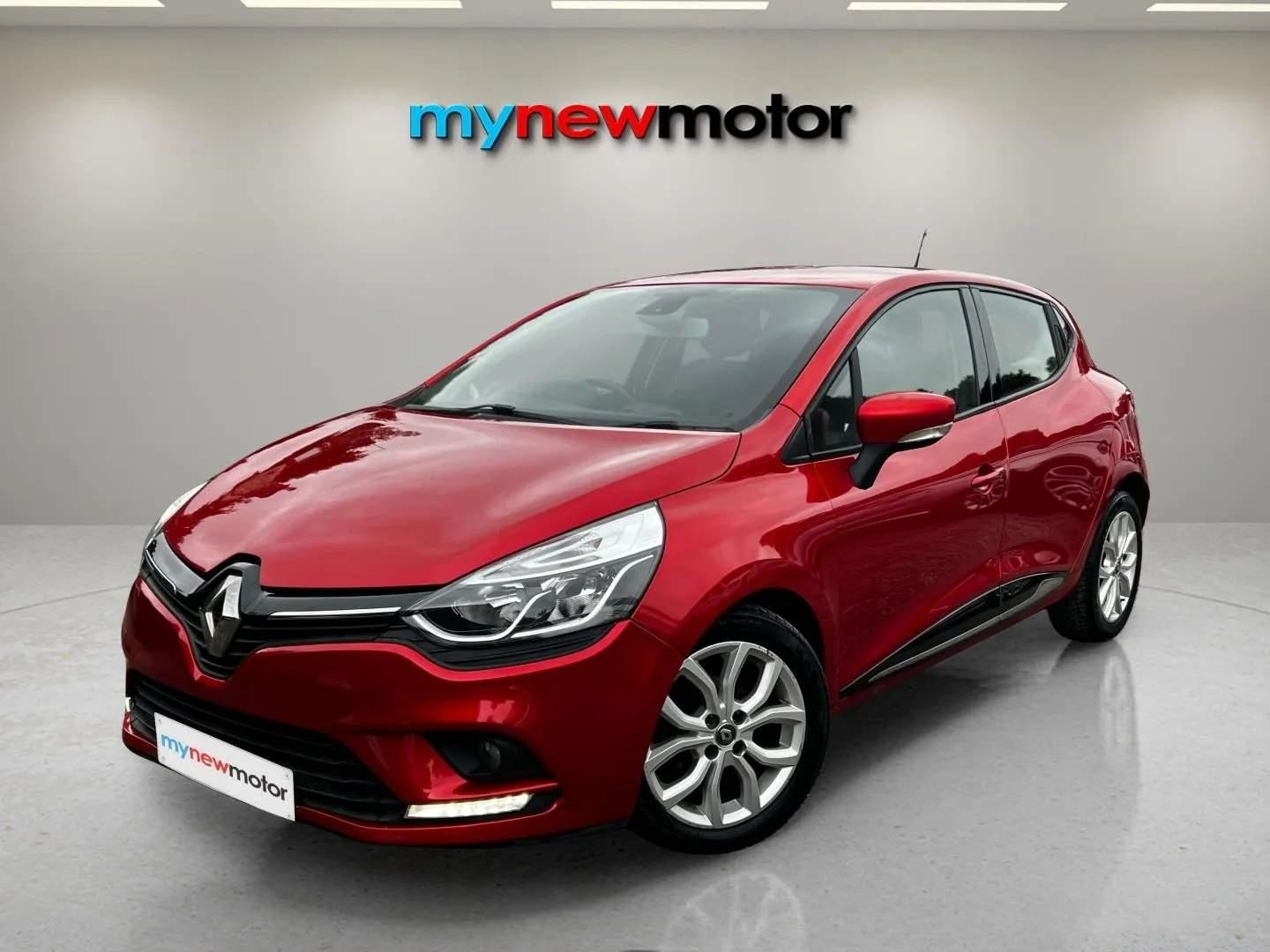 Renault Clio Listing Image