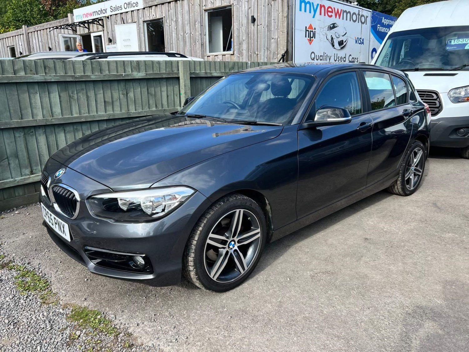 BMW 1 Series Listing Image