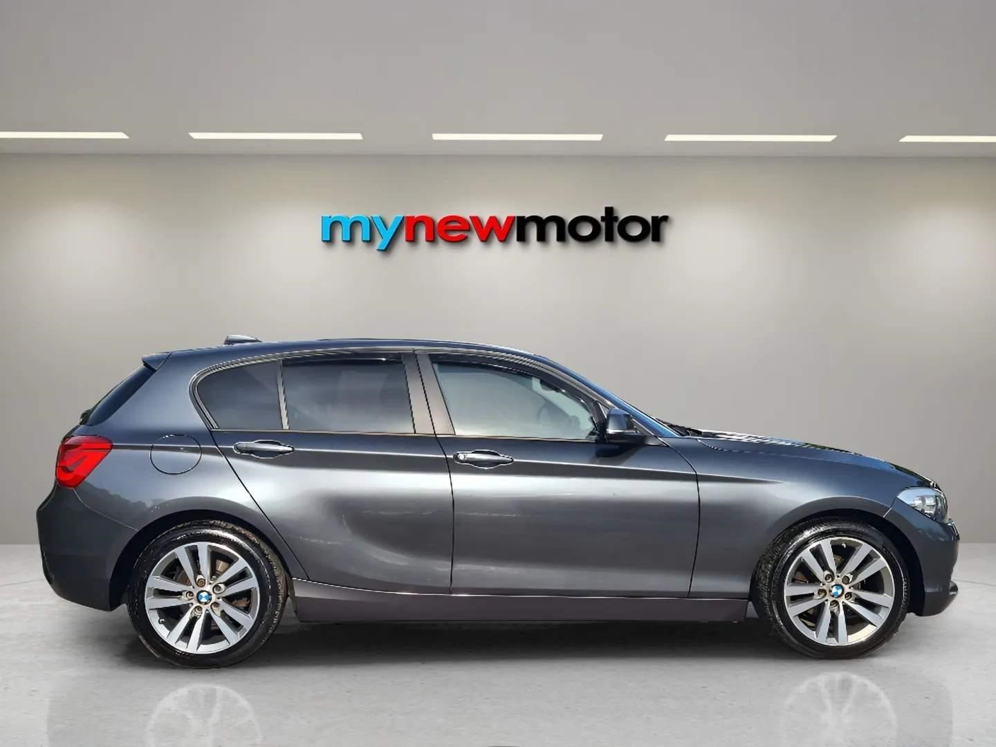 BMW 1 Series Listing Image