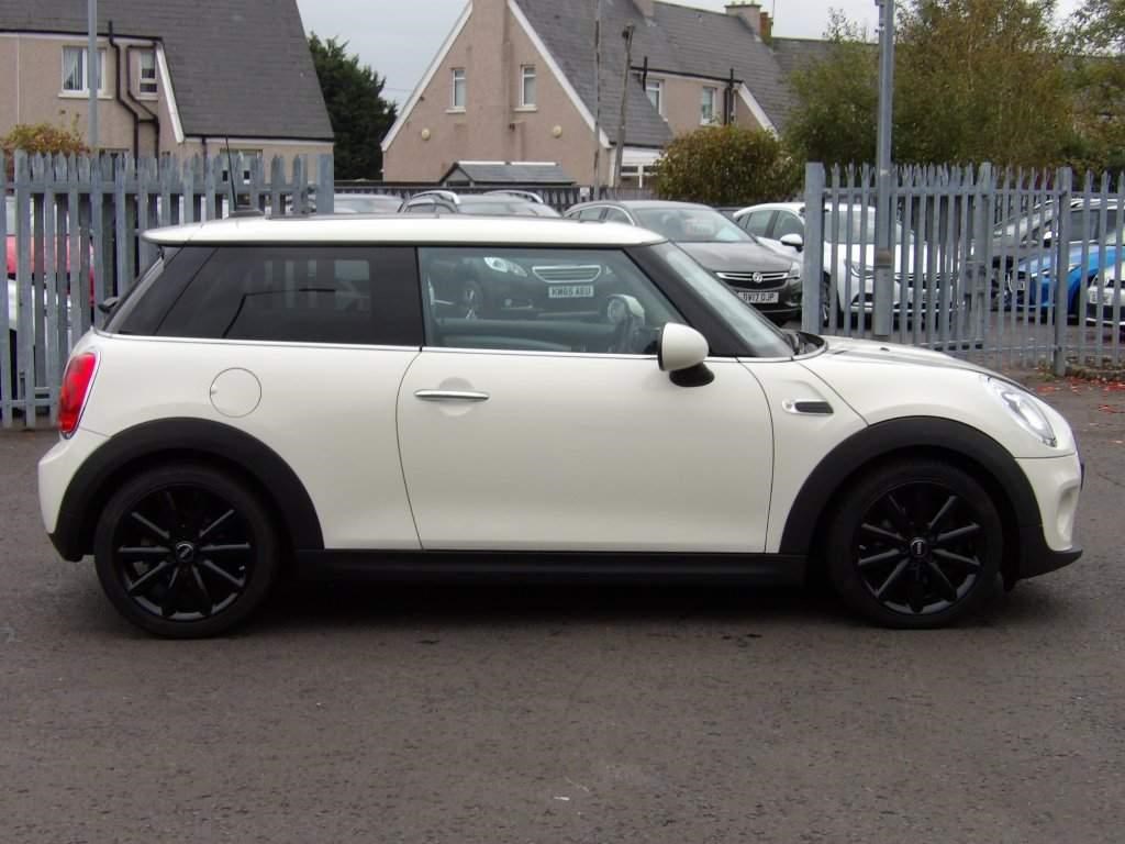 MINI Hatch Listing Image