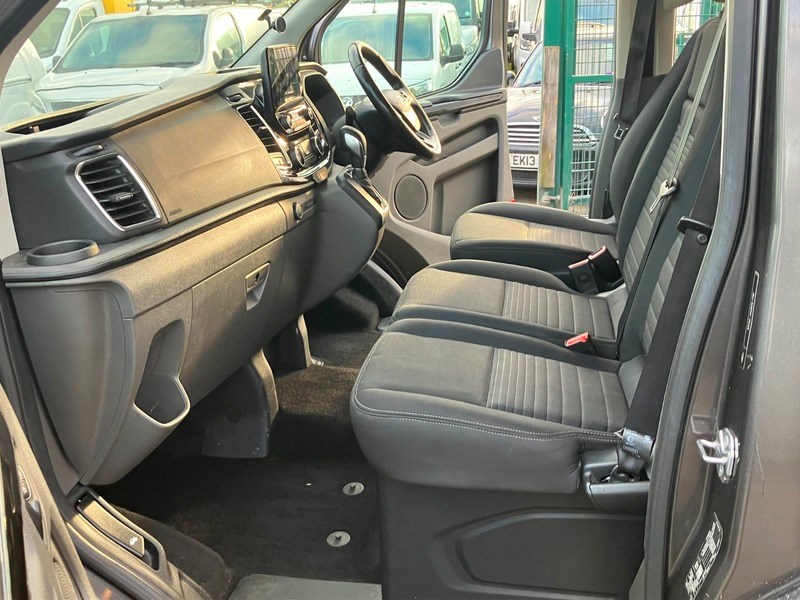 Ford Transit Custom Listing Image