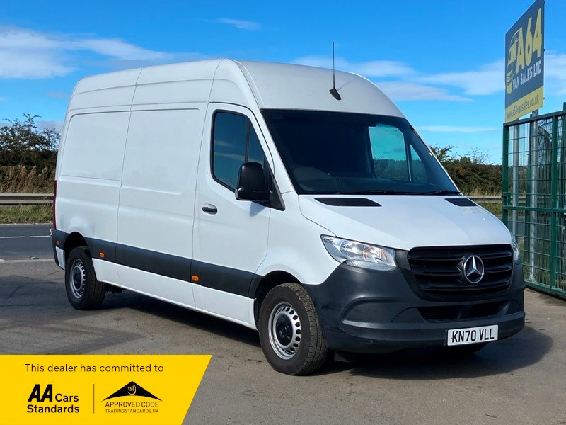 Mercedes-Benz Sprinter Listing Image