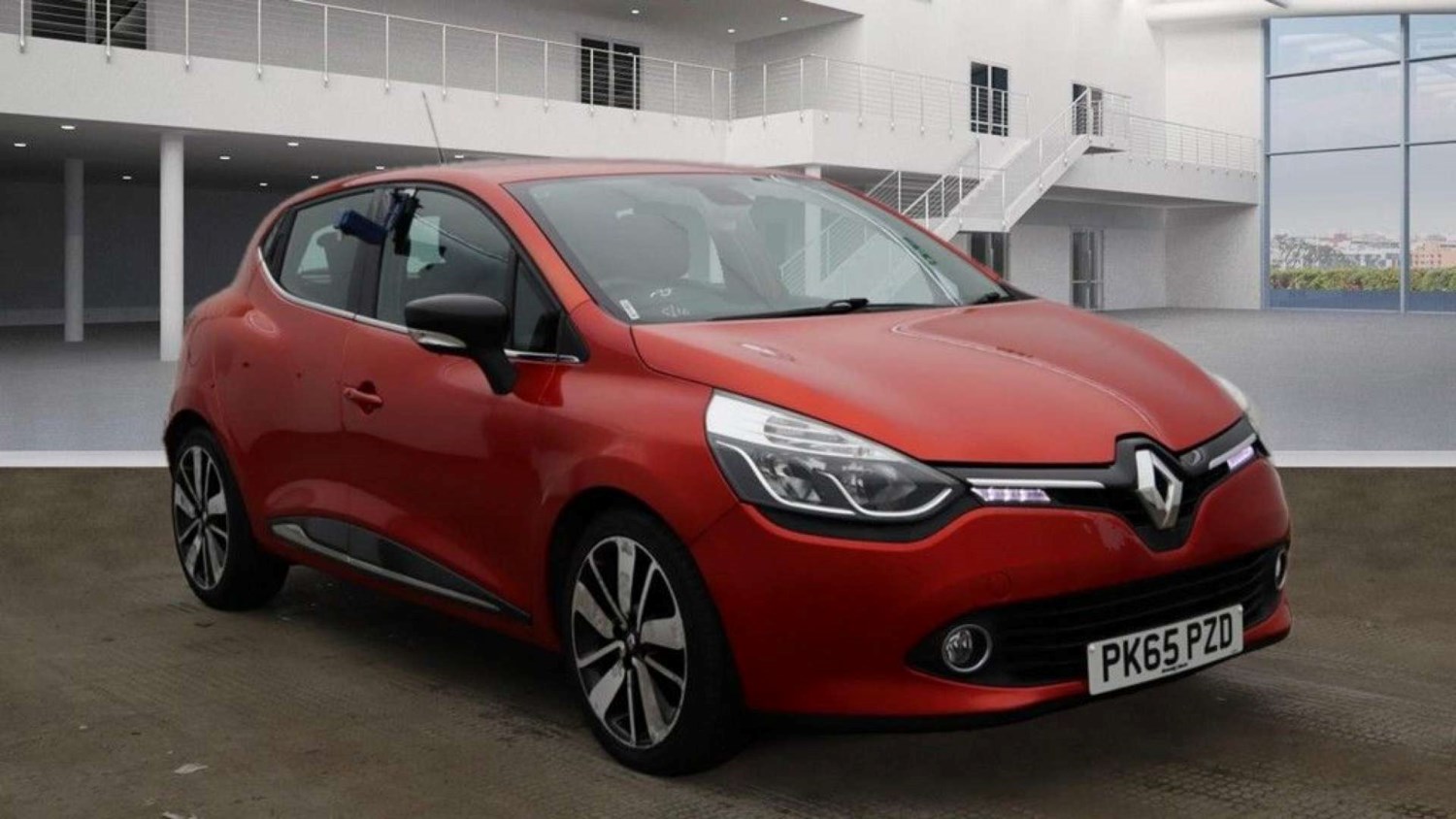 Renault Clio Listing Image