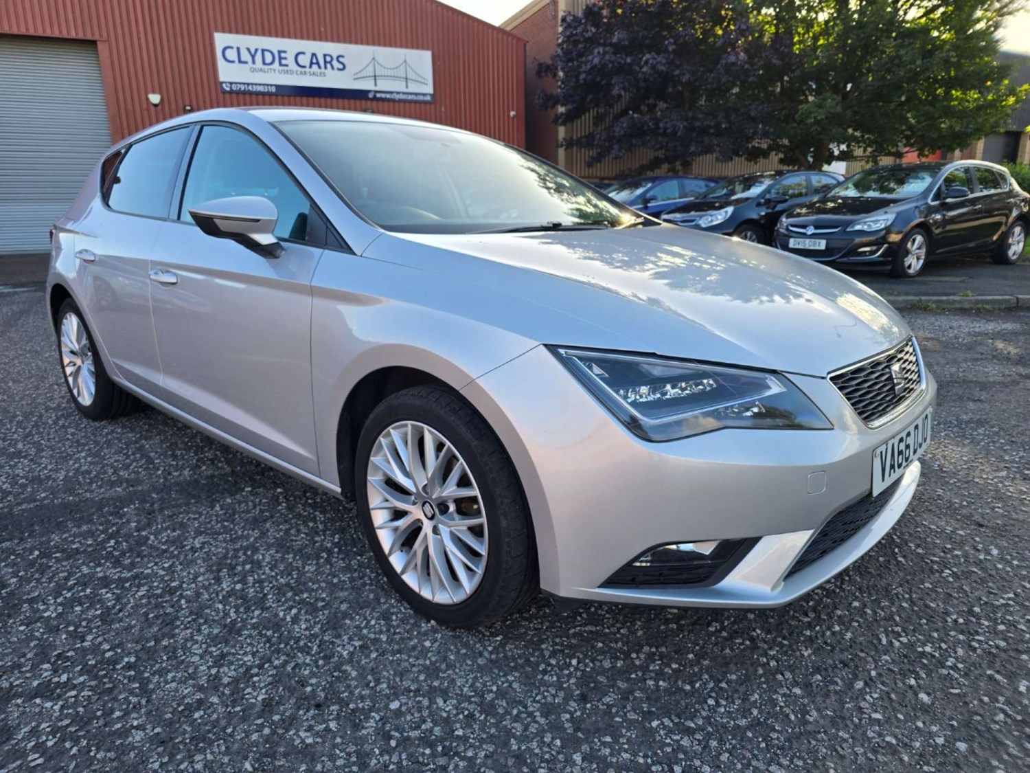 SEAT Leon Listing Image