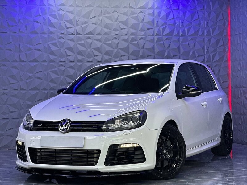 Volkswagen Golf Listing Image