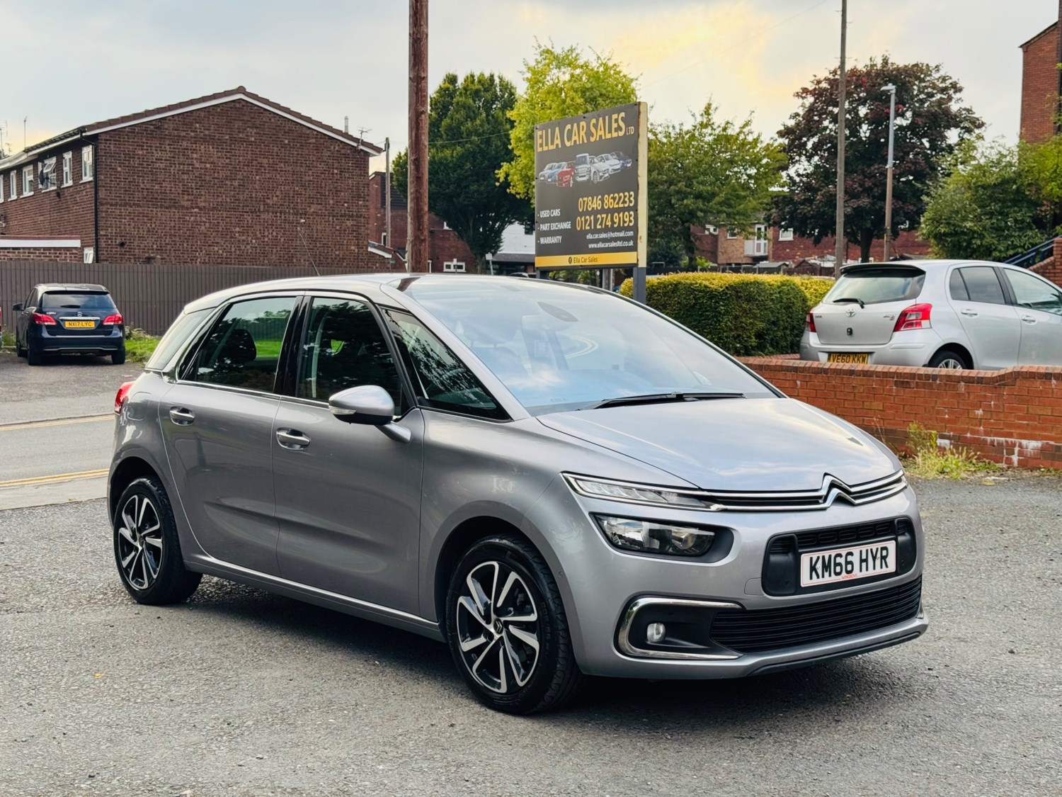 Citroen C4 Picasso Listing Image