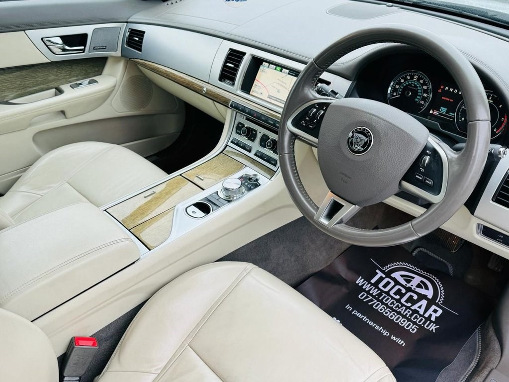 Jaguar XF Listing Image