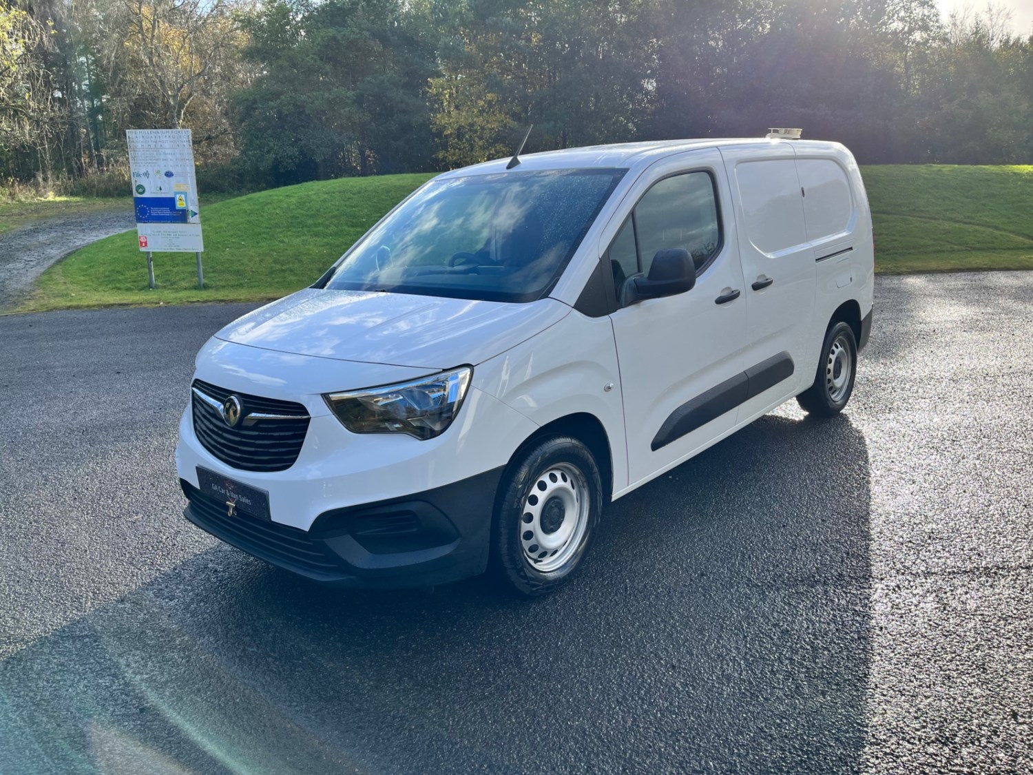 Vauxhall Combo Listing Image