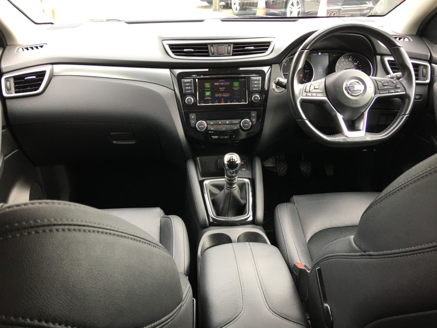 Nissan Qashqai Listing Image