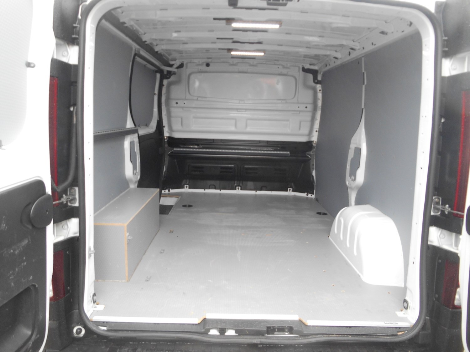 Vauxhall Vivaro Listing Image