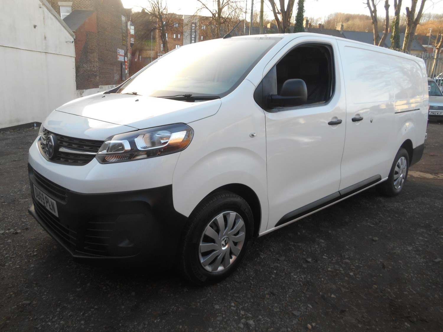 Vauxhall Vivaro Listing Image