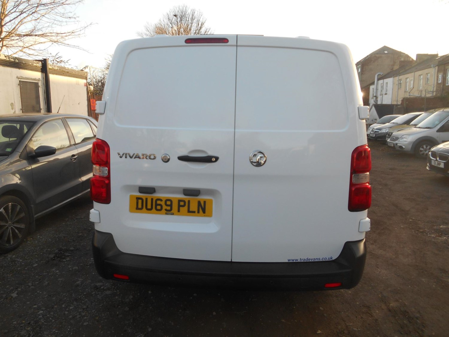 Vauxhall Vivaro Listing Image