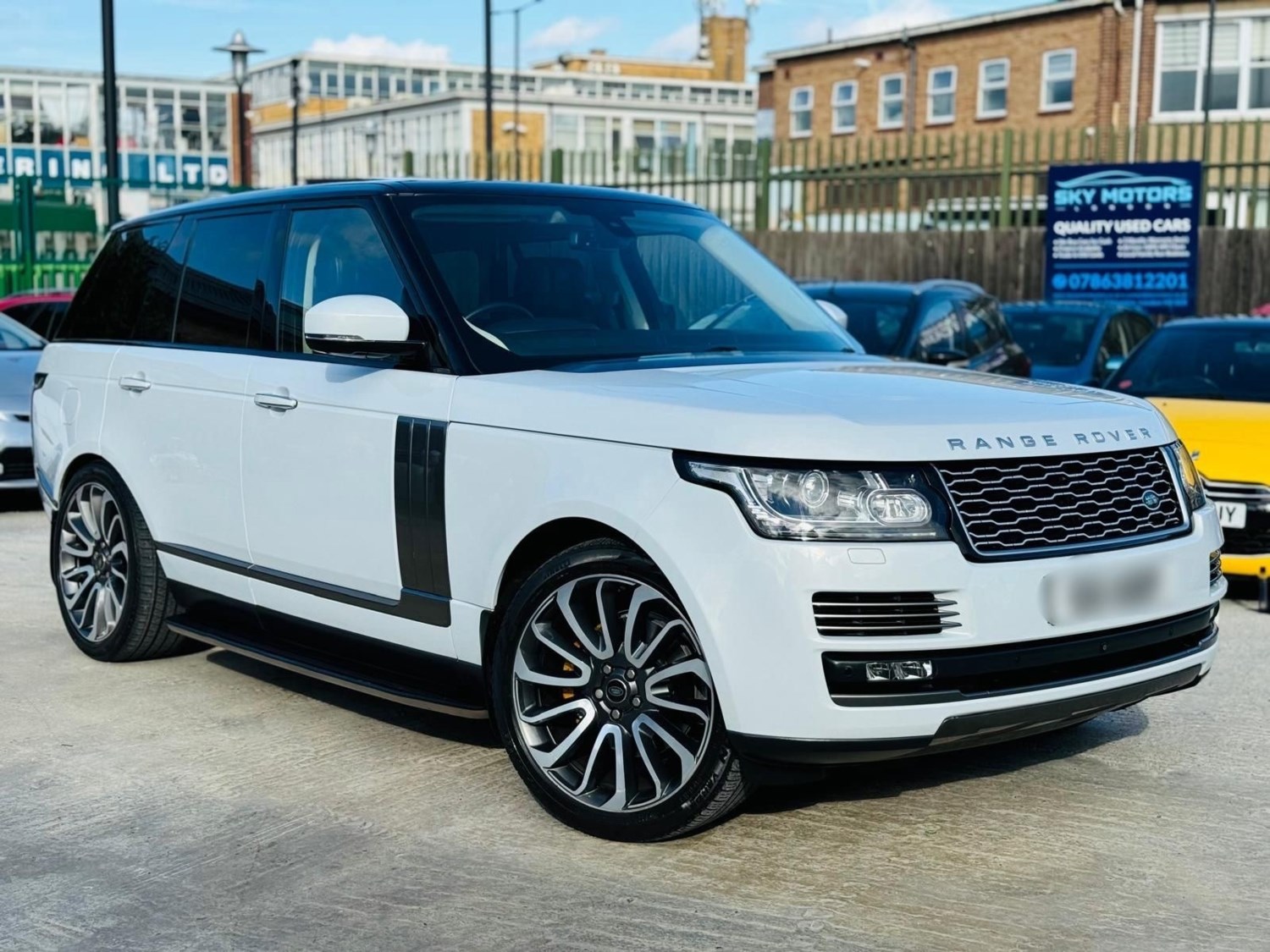 Land Rover Range Rover Listing Image