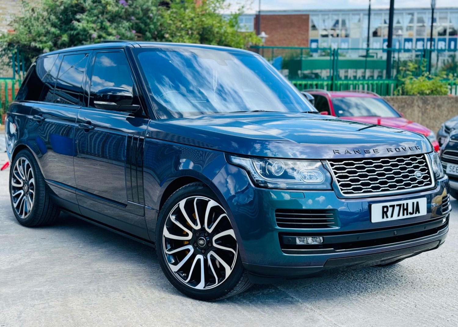 Land Rover Range Rover Listing Image