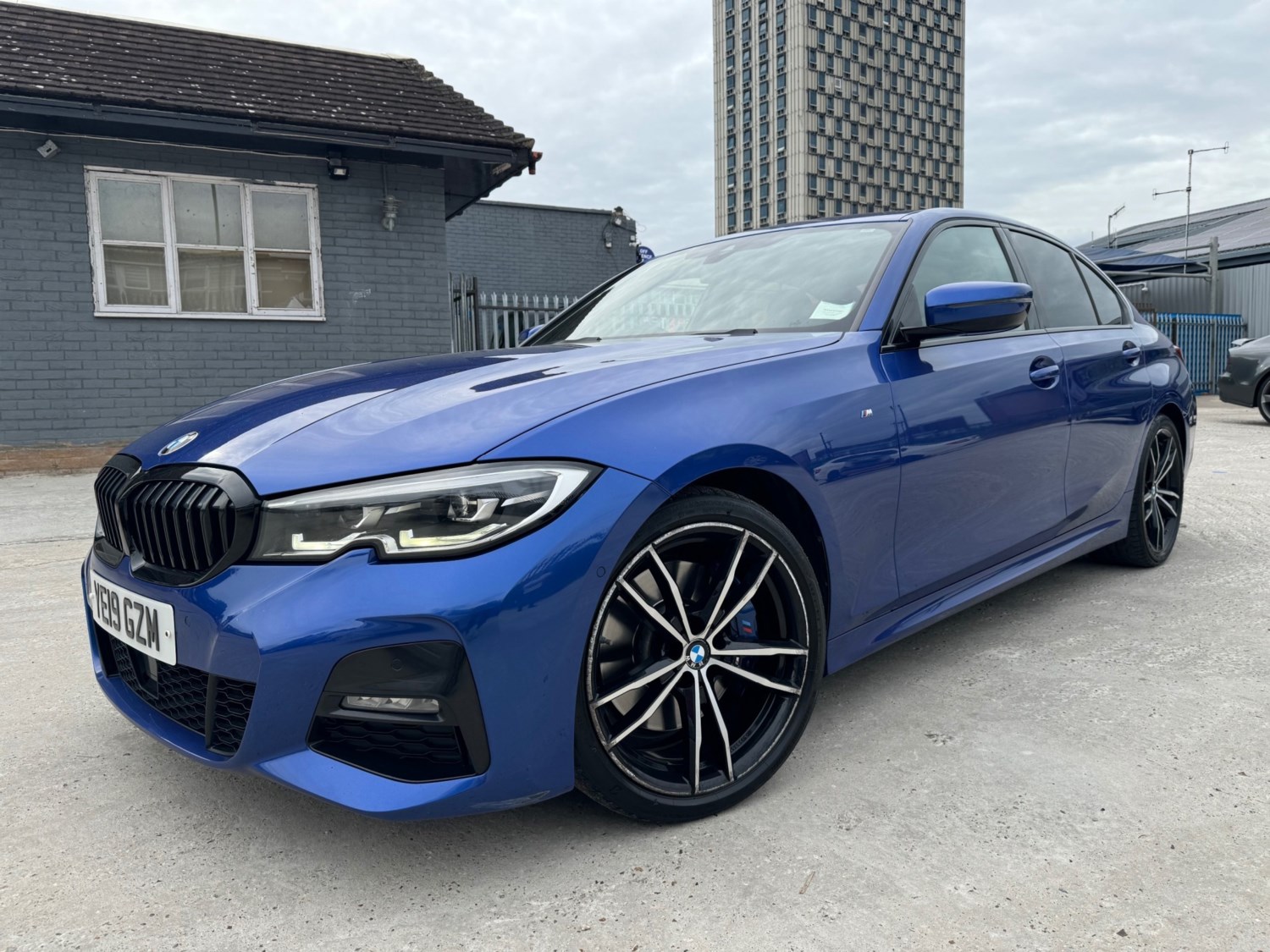 BMW 3 Series Listing Image