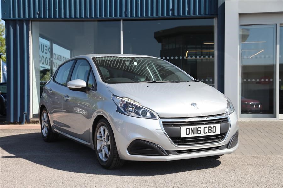 Peugeot 208 Listing Image