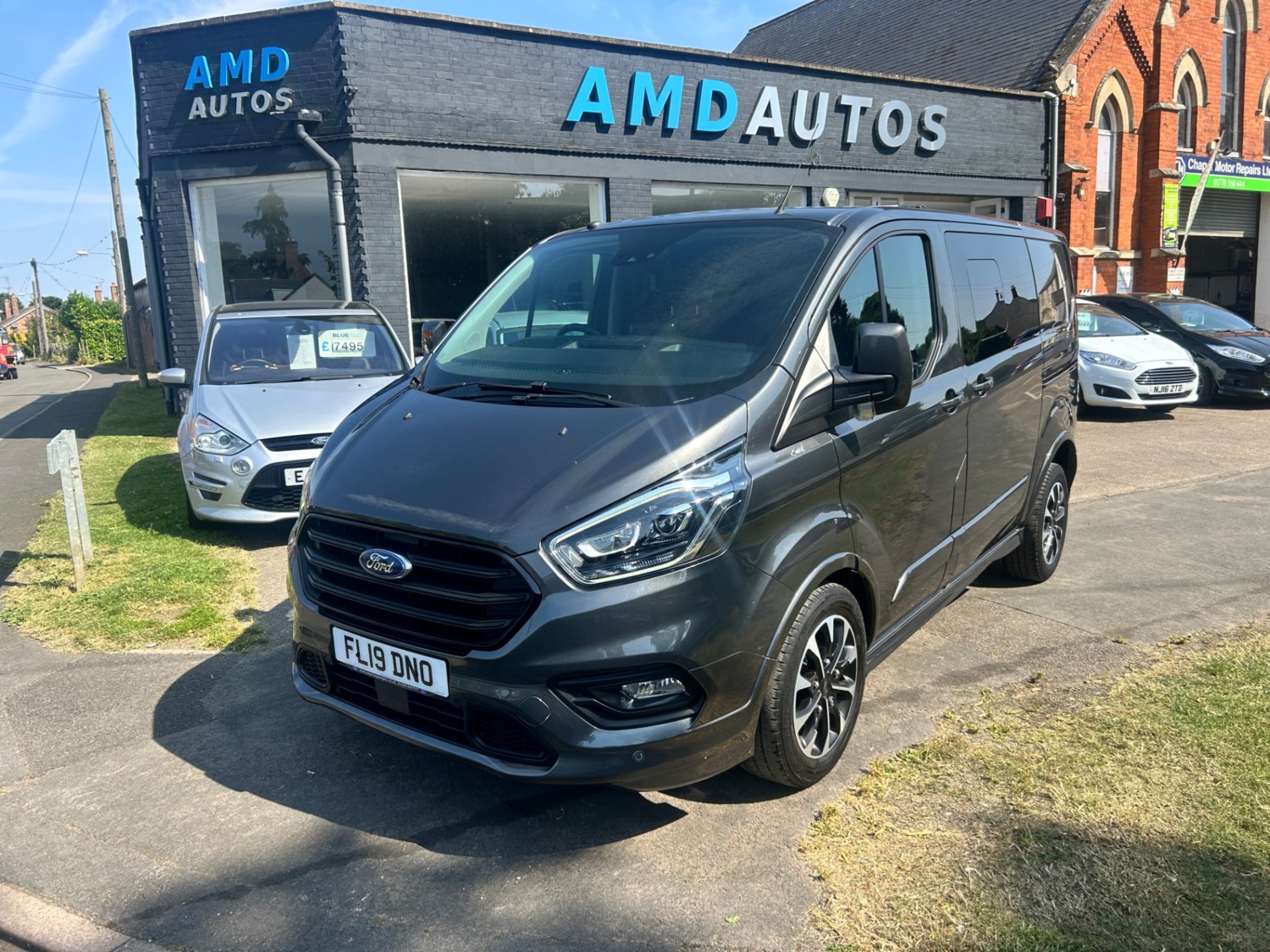 Ford Transit Custom Listing Image