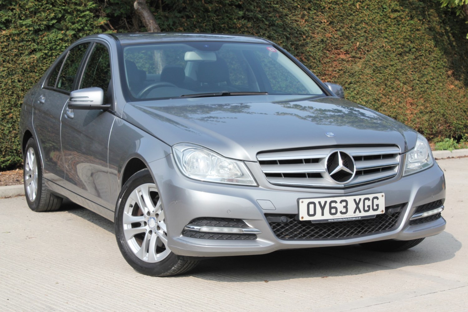 Mercedes-Benz C-Class Listing Image