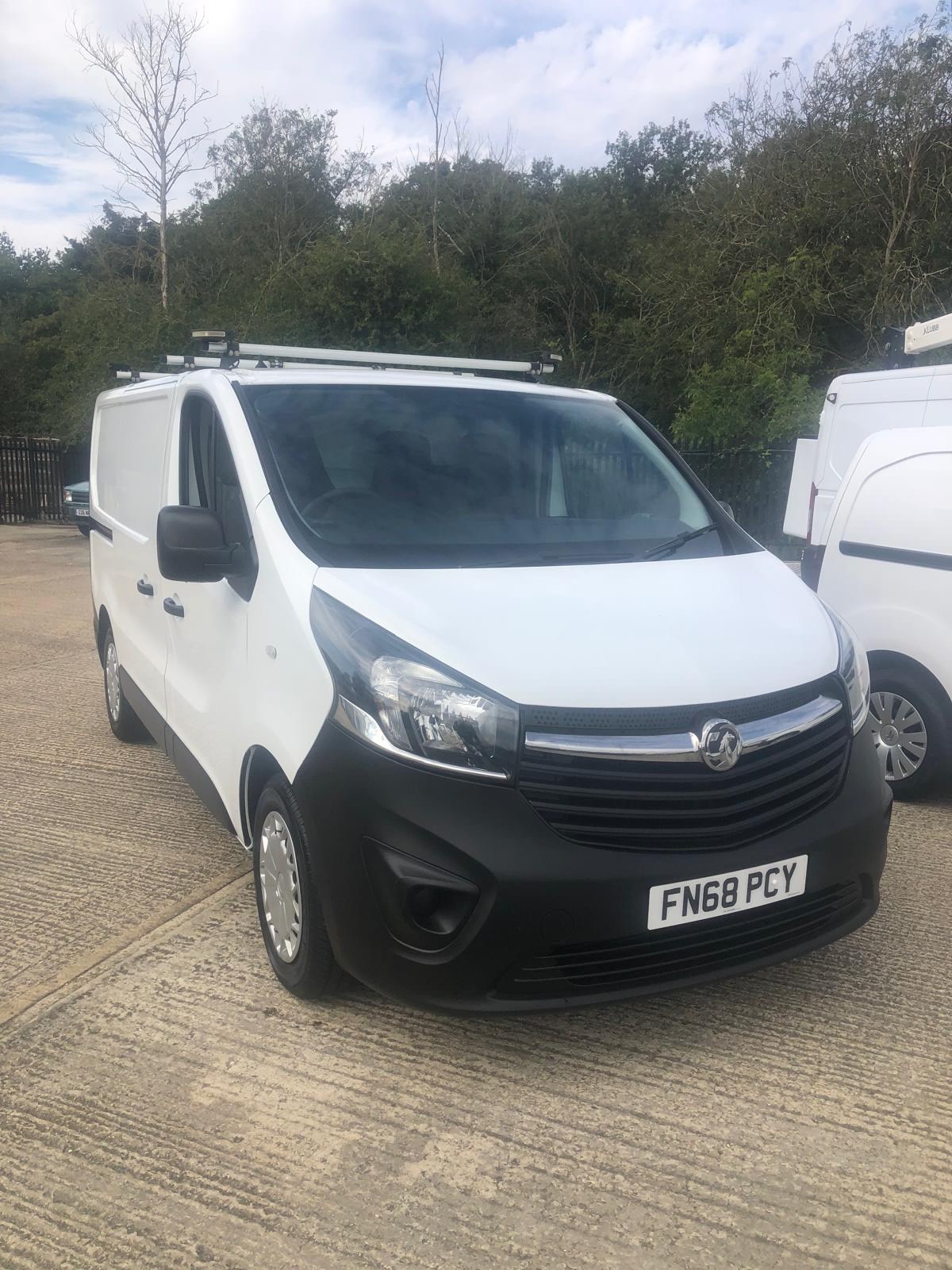 Vauxhall Vivaro Listing Image