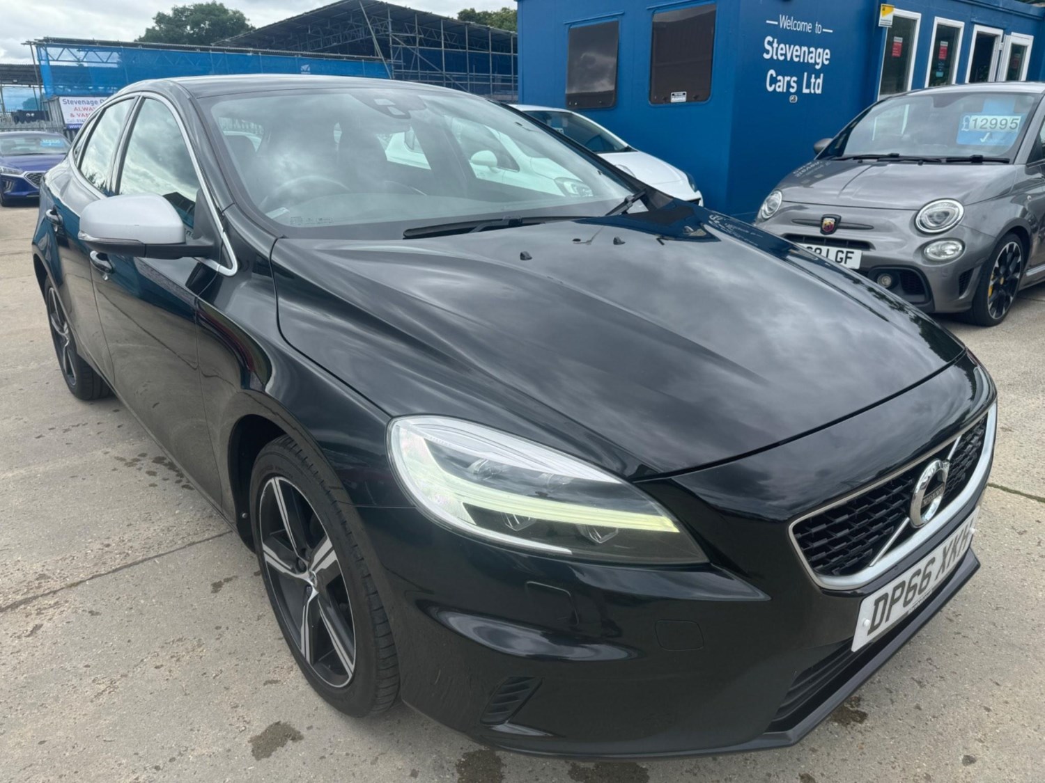 Volvo V40 Listing Image